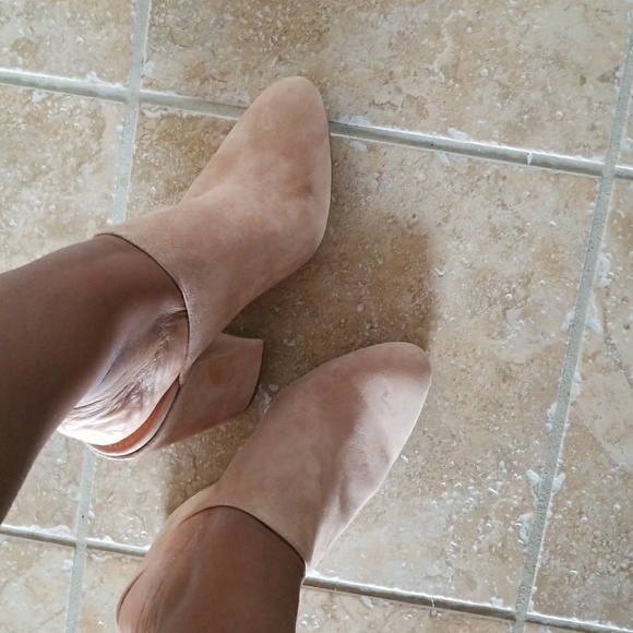 🚫SOLD🚫🔻📣SALE Nude chunky heel mules - Picture 8 of 8
